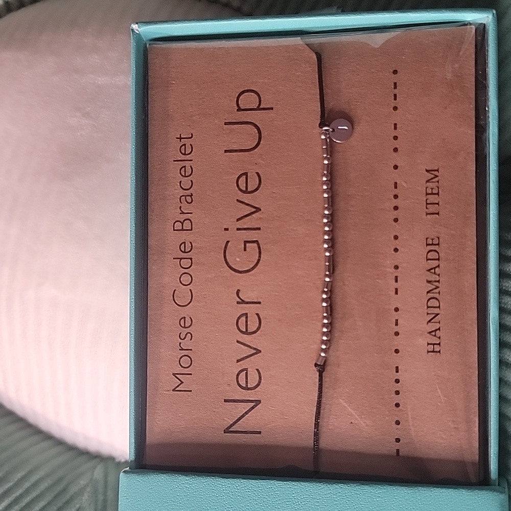 Never give up Morse code bracelet